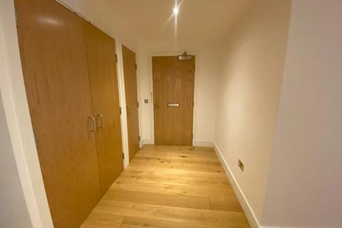 2 bedroom flat to rent, Brandfield Street, Edinburgh
