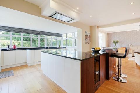 20 Kenwell Drive, Sheffield, S17 4PJ