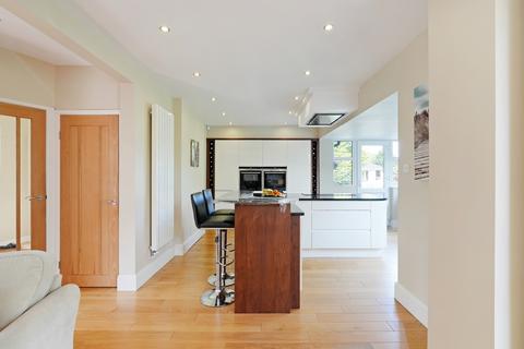20 Kenwell Drive, Sheffield, S17 4PJ