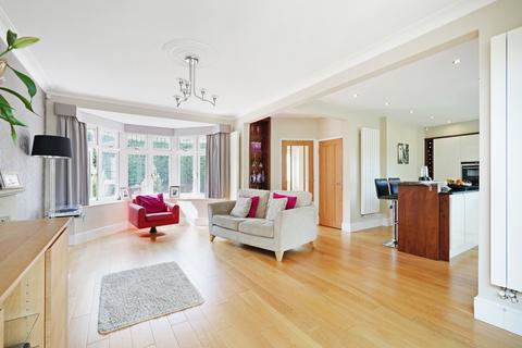 20 Kenwell Drive, Sheffield, S17 4PJ