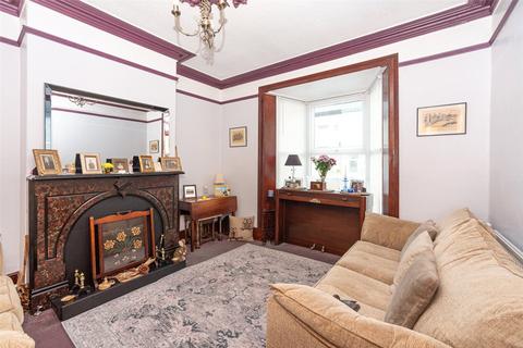 4 bedroom terraced house for sale, Dinorwic Street, Caernarfon, Gwynedd, LL55