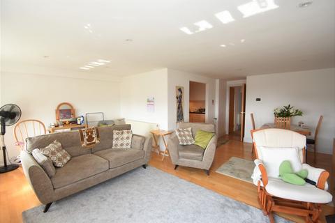 2 bedroom flat to rent, Solent Apartments SILVER, Southsea PO5