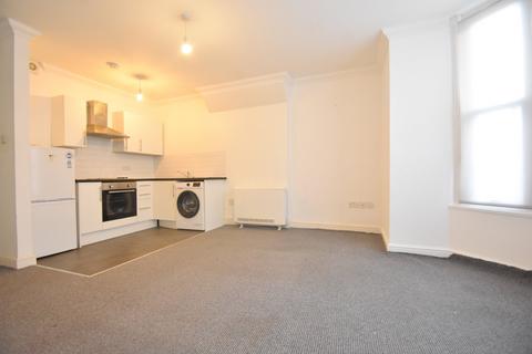 1 bedroom flat to rent, Alhambra Road, Southsea PO4