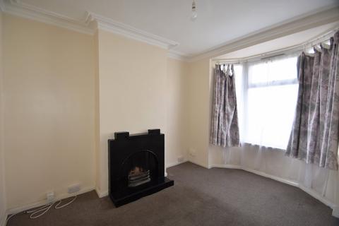 3 bedroom terraced house to rent, Adair Road, Southsea PO4