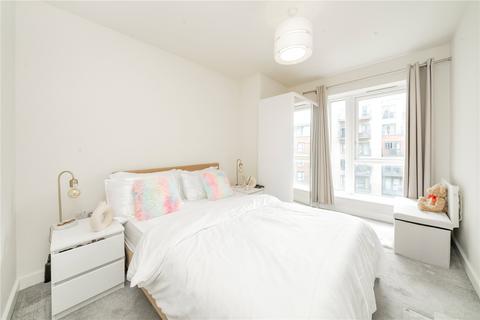 2 bedroom apartment for sale, Capri House, London NW9