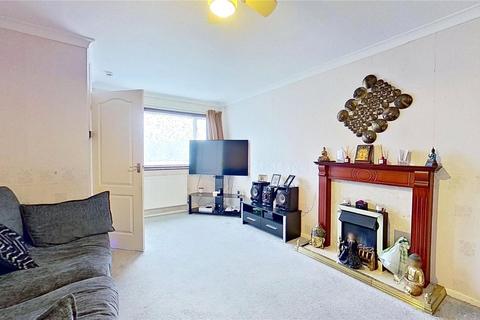 3 bedroom terraced house to rent, Brook Way, Lancing, West Sussex, BN15