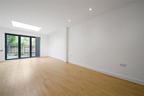 2 bedroom flat to rent, Holmewood Road, Brixton SW2