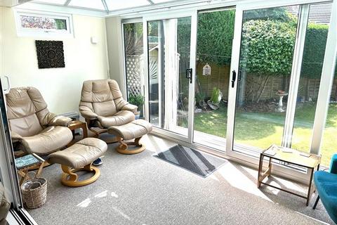 2 bedroom detached bungalow for sale, Humber Avenue, Worthing, West Sussex, BN13 3NN