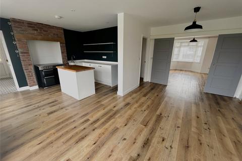 3 Exeter Gate, South Molton, EX36 4AN