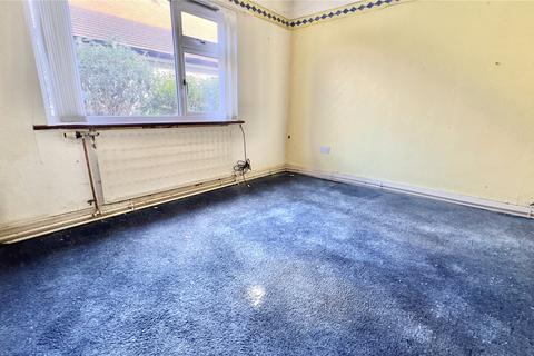16 Far Meadow Lane, Wirral, CH61 4YU