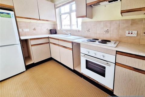 2 bedroom apartment for sale, Cyncoed Avenue, Cardiff