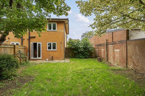 2 bedroom end of terrace house for sale, Don Stuart Place, East Oxford