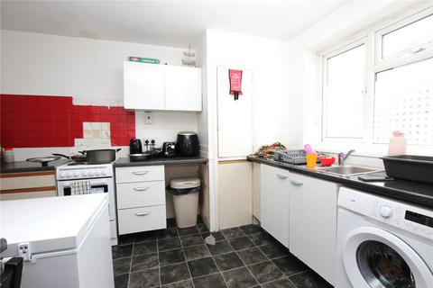 2 bedroom flat for sale, McLeod Road, London, SE2