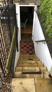 2 bedroom ground floor maisonette to rent, Earlham Road
