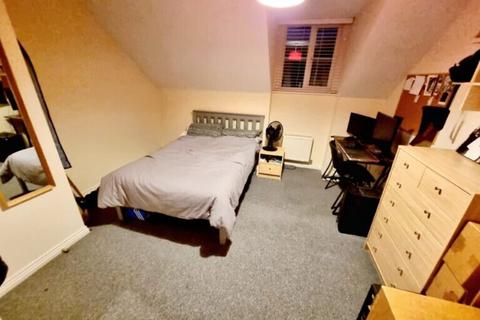 5 bedroom house share to rent, Hemming Way