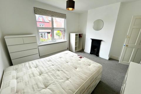 1 bedroom in a house share to rent, Leeds LS5