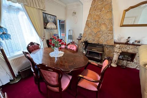 5 Dillington Terrace, Mountain Ash, CF45 3NX