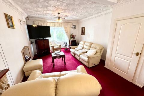 5 Dillington Terrace, Mountain Ash, CF45 3NX