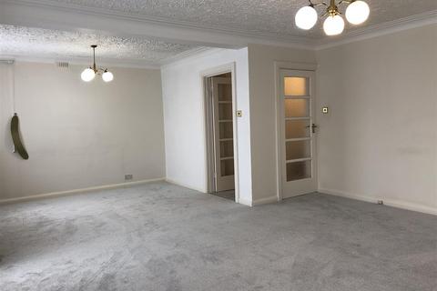 2 bedroom apartment to rent, Courtney House, Mulberry Close,  Hendon