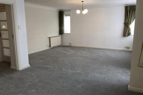 2 bedroom apartment to rent, Courtney House, Mulberry Close,  Hendon