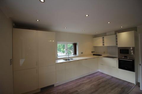 1 bedroom flat to rent, Harmonia Court, Nascot Wood