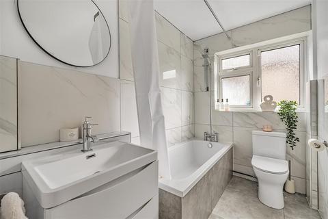 88a Carshalton Park Road, Carshalton, SM5 3SW