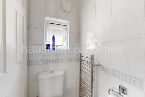 55 Woodstock Avenue, London, NW11 9RG