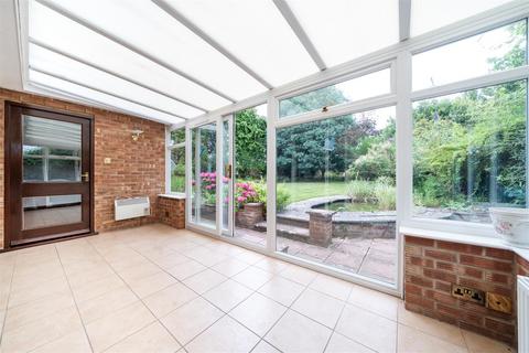 4 bedroom detached bungalow for sale, Holly Hill Lane, Sarisbury Green SO31