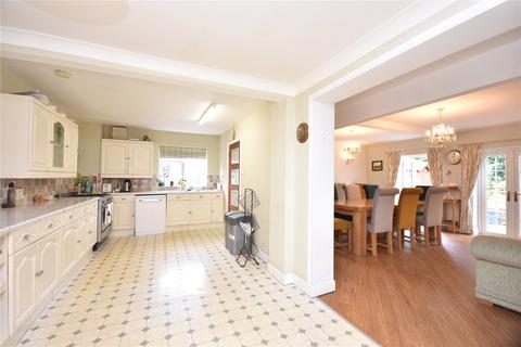 6 bedroom detached house for sale, Pinfold Lane, Leeds, West Yorkshire