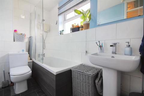 1 bedroom end of terrace house for sale, Meredith Drive, Aylesbury