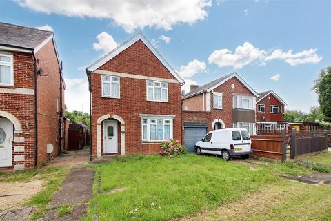 3 bedroom detached house for sale, Old Stoke Road, Aylesbury