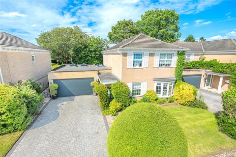 4 bedroom detached house for sale, Shadwell Park Court, Leeds