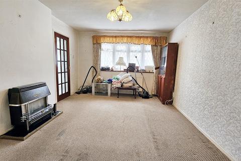 3 bedroom detached house for sale, Watts Close, Leicester