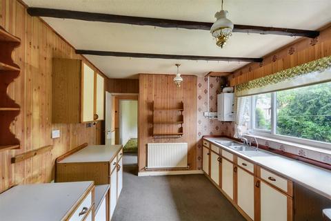 2 bedroom detached bungalow for sale, Little Lane, Nottingham, Calverton