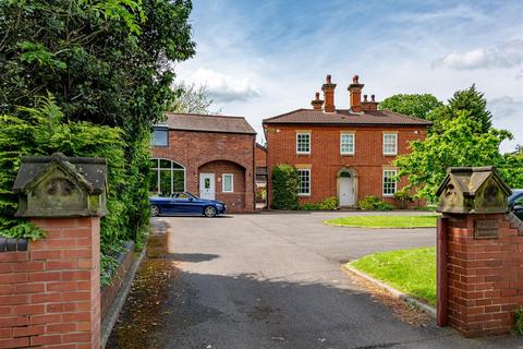 2 bedroom terraced house for sale, 2D Woodthorne Road, Tettenhall, Wolverhampton