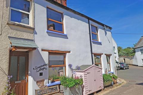 3 bedroom end of terrace house for sale, Queen Square, Cullompton