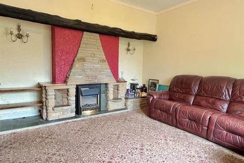 9 Walmley Ash Road, Sutton Coldfield, B76 1HY