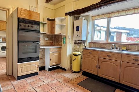 9 Walmley Ash Road, Sutton Coldfield, B76 1HY