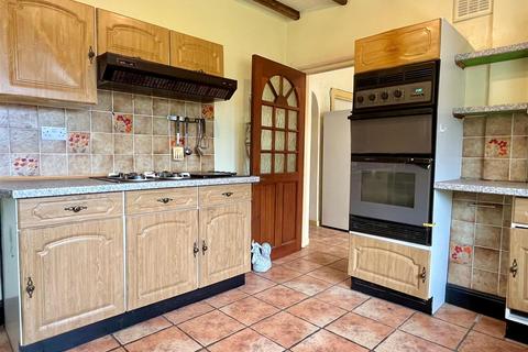 9 Walmley Ash Road, Sutton Coldfield, B76 1HY