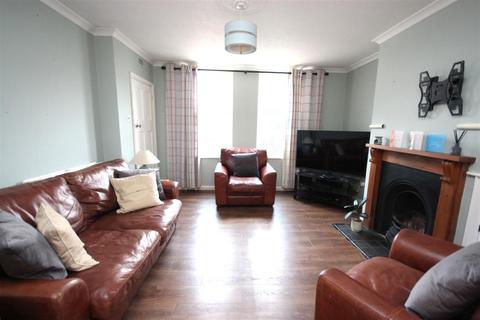 3 bedroom semi-detached house to rent, Alfred Street, Irchester NN29