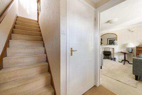 3 bedroom detached house for sale, De Burgh Gardens, Tadworth