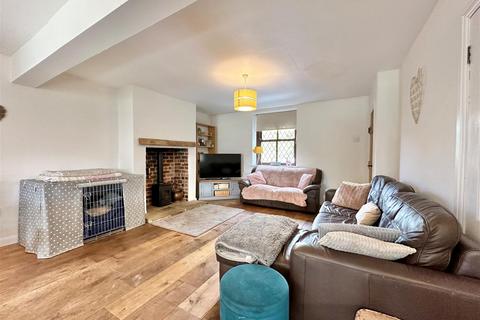 6 How Lane, Castleton, Hope Valley, S33 8WJ