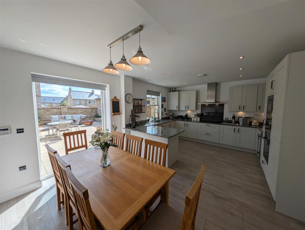 Kitchen/dining room