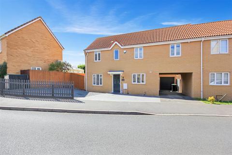 3 bedroom link detached house for sale, Vicarage Road, Rushden NN10