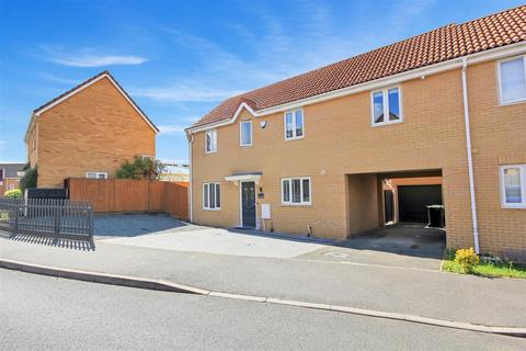 3 bedroom link detached house for sale, Vicarage Road, Rushden NN10