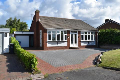 3 bedroom detached bungalow for sale, Poplar Lane, Cannock