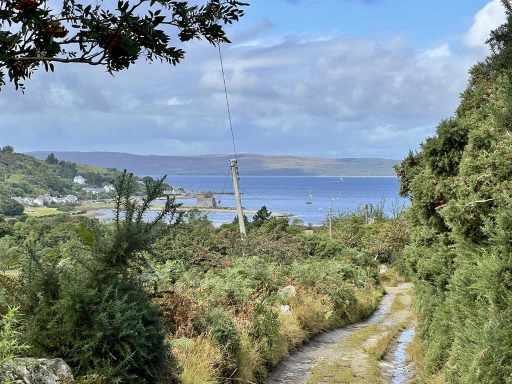 From the track looking towards Lochranza