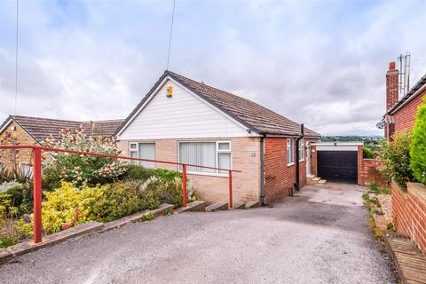 2 bedroom detached bungalow for sale, Manor Park Way, Huddersfield HD8