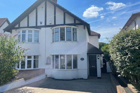 2 bedroom semi-detached house to rent, Crescent Drive, Petts Wood