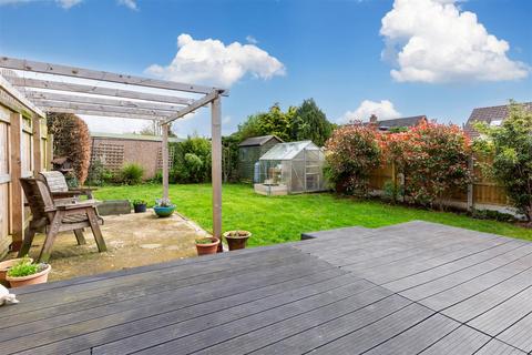 23 Sherbuttgate Drive, Pocklington, York, YO42 2EL
